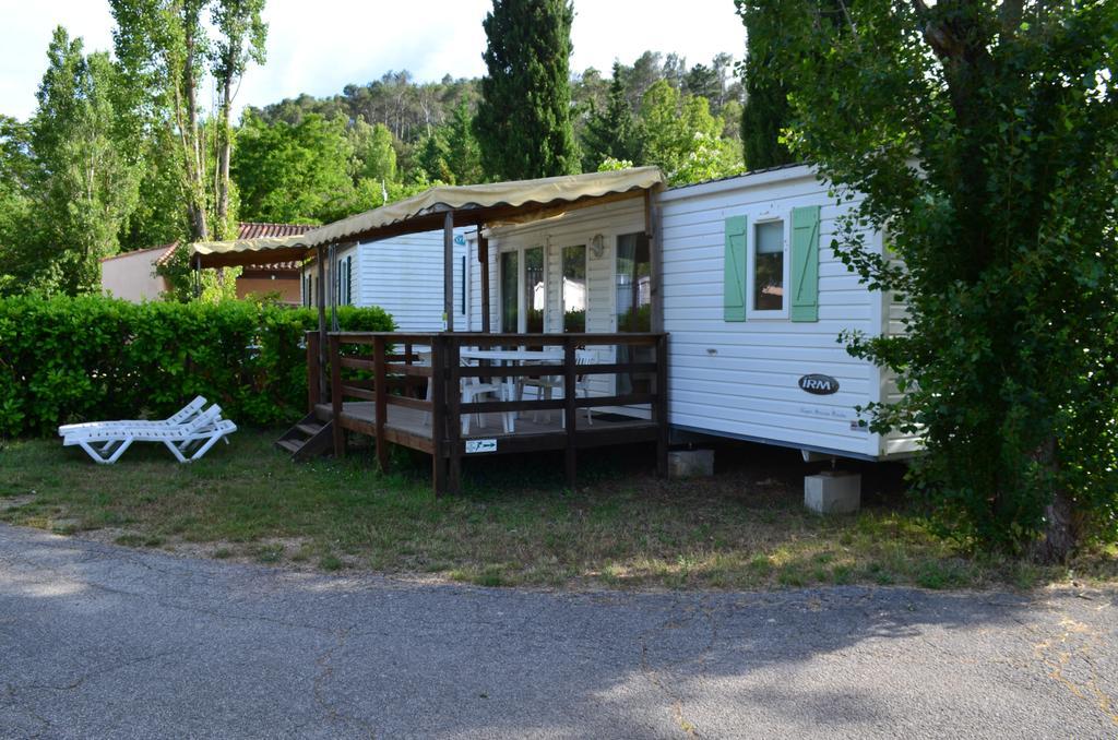Camping La Vidaresse Sainte-Anastasie-sur-Issole Exterior photo