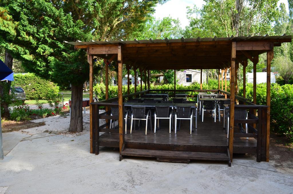 Camping La Vidaresse Sainte-Anastasie-sur-Issole Exterior photo